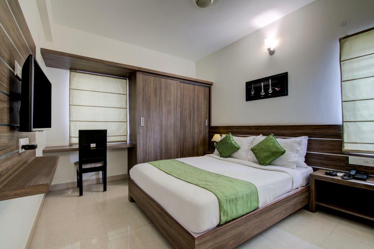 Sunshine Suites Grand Deluxe バンガロール エクステリア 写真